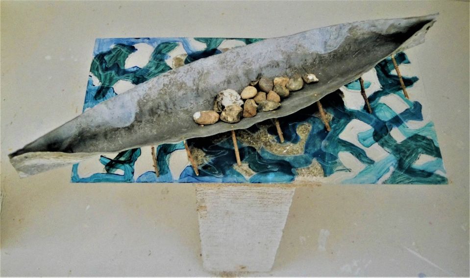 'Blybåden'. Bly, acrylplade, sten, træ. 2001
